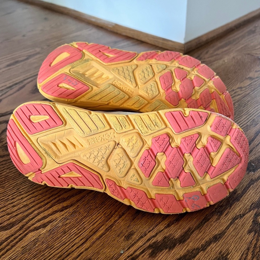 Hoka One One Arahi 6 Womens 9 Nimbus Cloud Blue Fog Yellow 1123195 NCBDB - Picture 8 of 15
